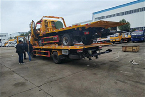 富川同城汽车补胎