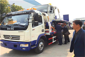 富川汽车道路救援拖车价格